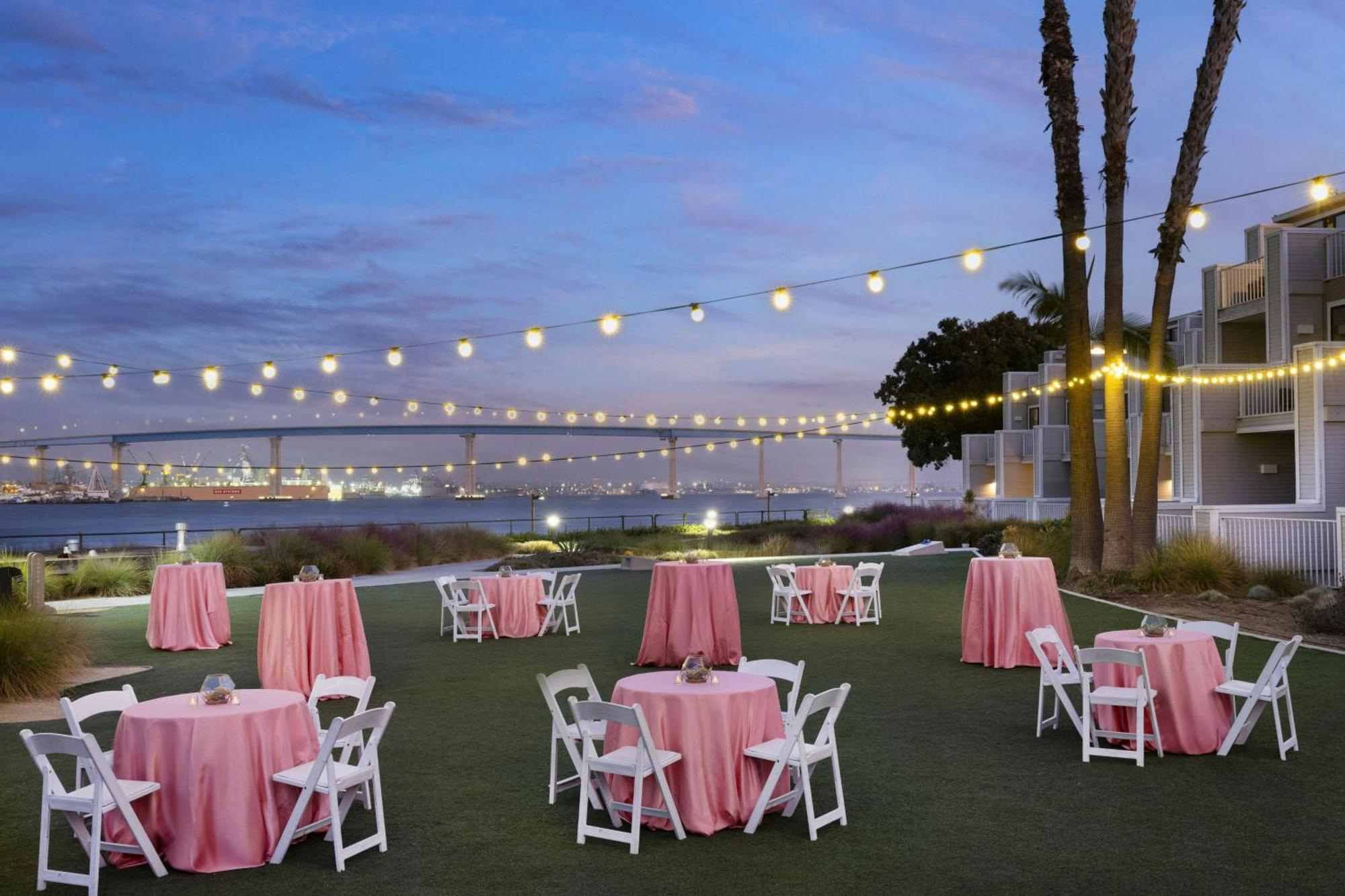 Coronado Island Marriott Resort & Spa San Diego Exterior photo